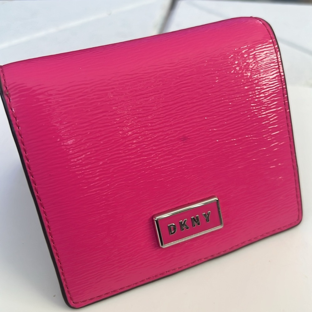 DKNY Pink Key Card Holder Sleek Minimalist Design